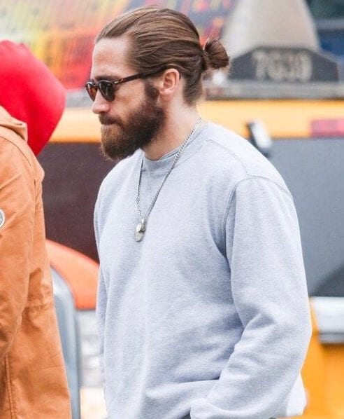 Jake Gyllenhaal man bun hairstyle